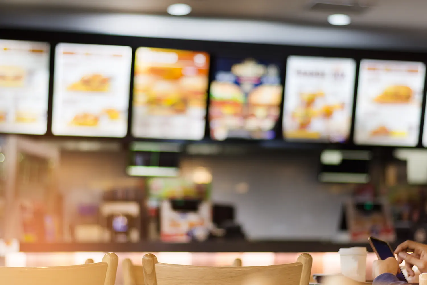 Blurred image of fast food restaurant, use for defocused background.